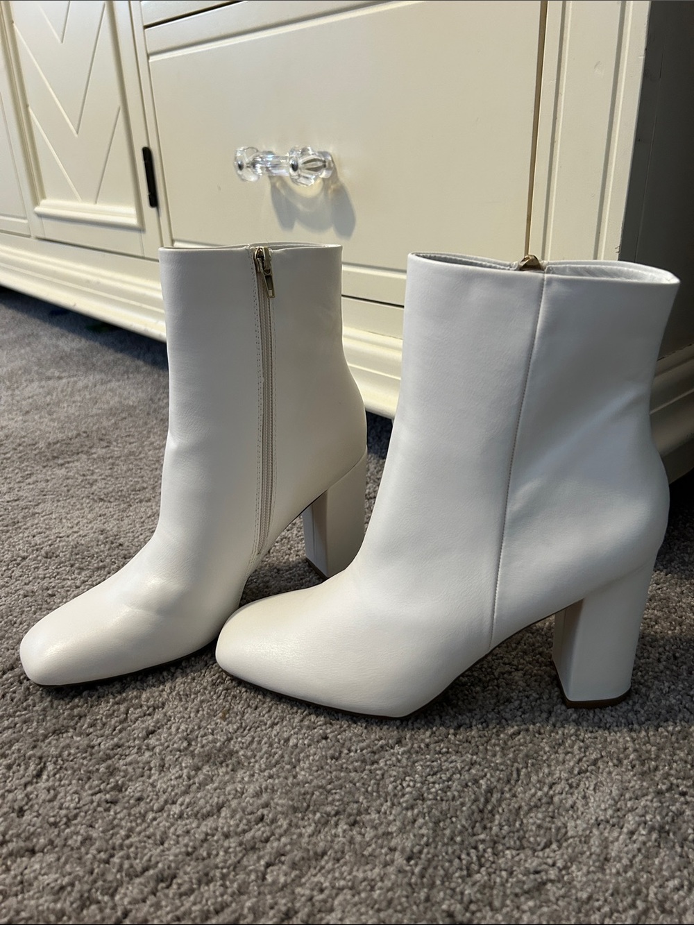 MADDEN GIRL white block heels - NWT